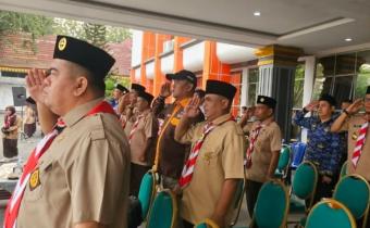 Ketua Bawaslu INHU Dedi Risanto saat mengikuti Apel Besar Hari Pramuka ke-65 Tahun 2026