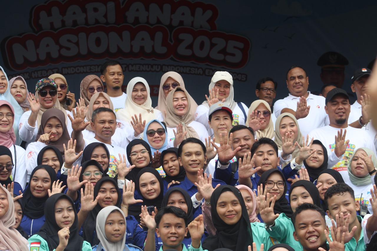 Ketua Bawaslu INHU Saat Menghadiri Acara Puncak Hari anak nasional 2025