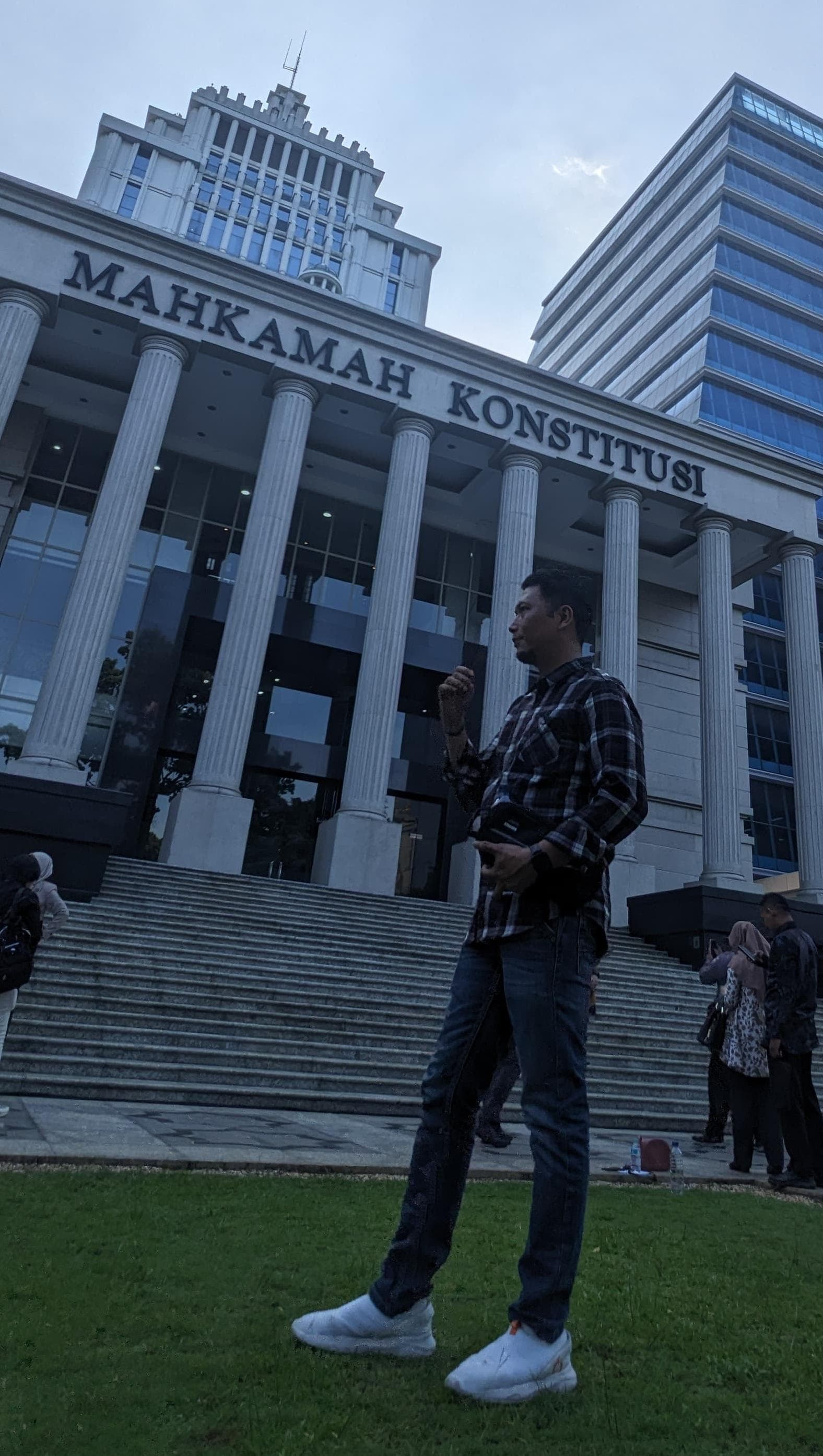 Dwi Apriansyah Indra, Anggota Bawaslu Inhu Koordinator Divisi Hukum, dan Penyelesaian Sengketa.