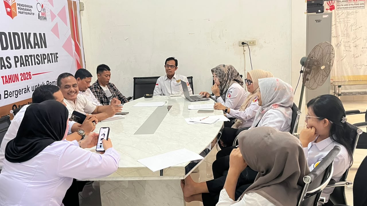 Rapau  Finalisasi Indikator Kinerja Utama ( IKU ) Pimpinan dan Persiapan Video “Bawaslu Membelajarkan”