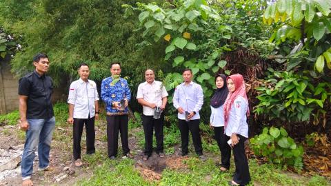 Ketua dan Anggota Bawaslu INHU serta Sekretariat Pada saat Melaksanakan Kegiatan JUMPA BERLIAN di Kantor Bawaslu INHU