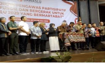 Prosesi Pembukaan Pendidikan Pengawasan Partisipatif Bawaslu RI di Kota Medan 